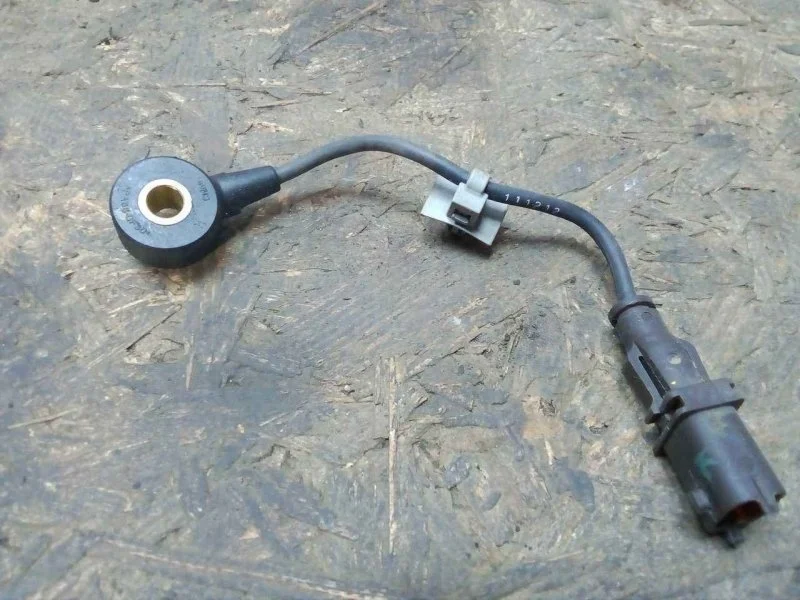 Датчик детонации Opel Astra 2011 J