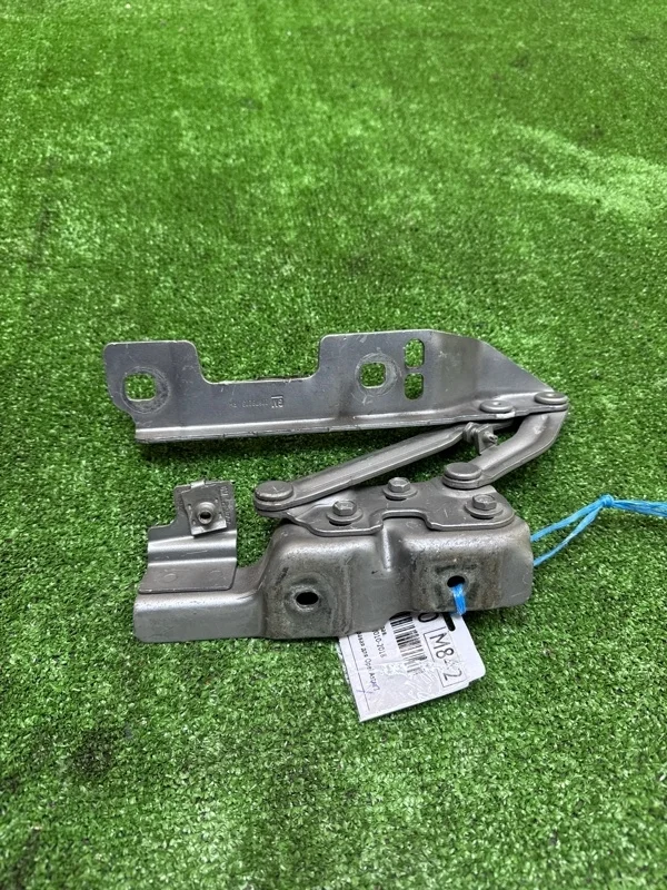 Петля капота Opel Astra 2010-2018 J