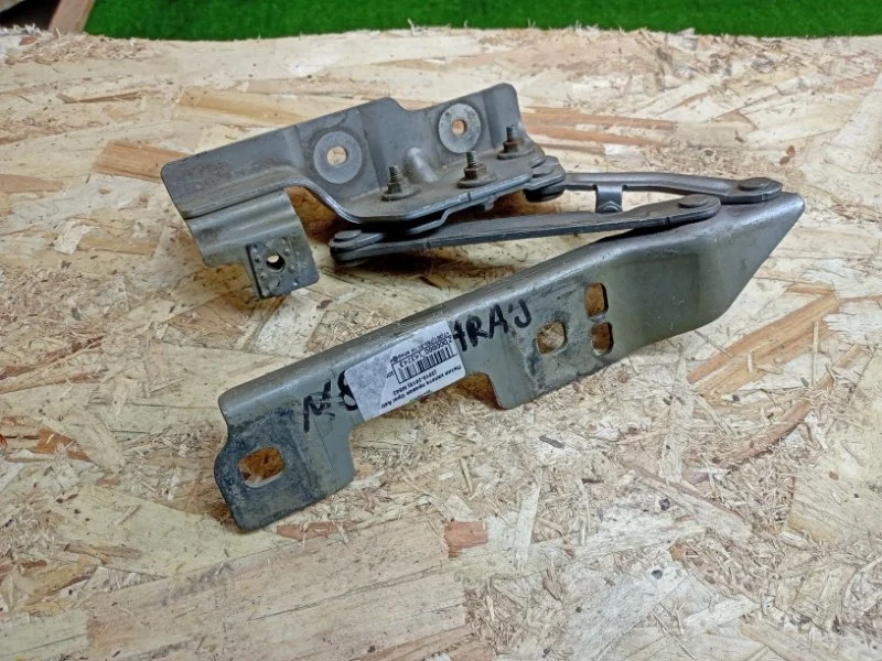 Петля капота Opel Astra 2010-2018 J