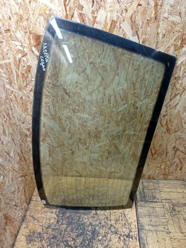 Стекло заднее Chevrolet Lacetti 2008