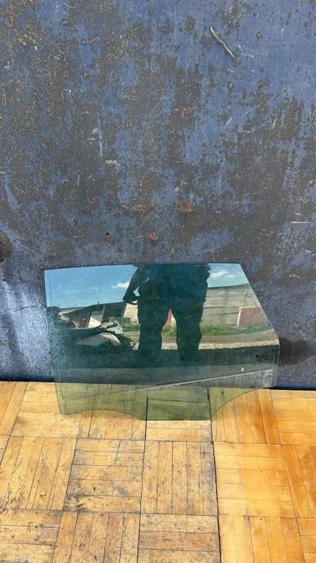 Стекло двери Opel Astra 2010-2018 J