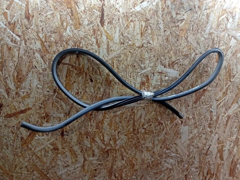 Уплотнитель проема двери Chevrolet Lacetti 2008