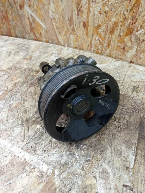 Насос гидроусилителя руля Hyundai i30 2007-2012