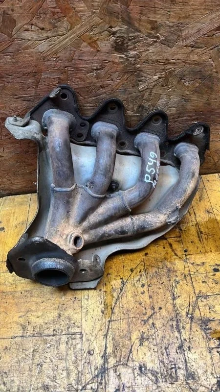 Коллектор выпускной Renault Megane 3 2009-2016