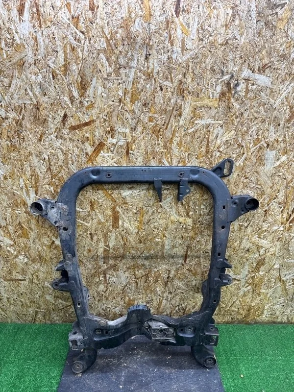 Балка подмоторная (подрамник) Opel Astra 2004-2015 H