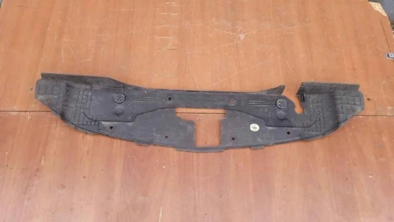 Кожух замка капота Chevrolet Orlando 2011-2015