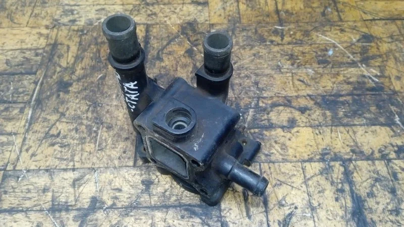 Корпус термостата Opel Astra 2008 H