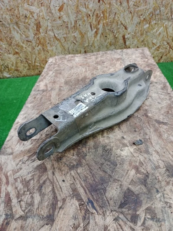 Рычаг подвески нижний BMW 3 2005-2011 E90