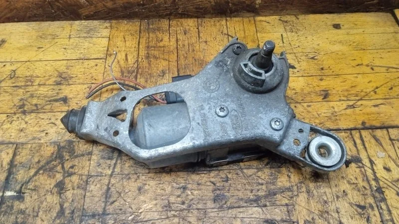 Моторчик стеклоочистителя Ford Focus 2011-2019 3