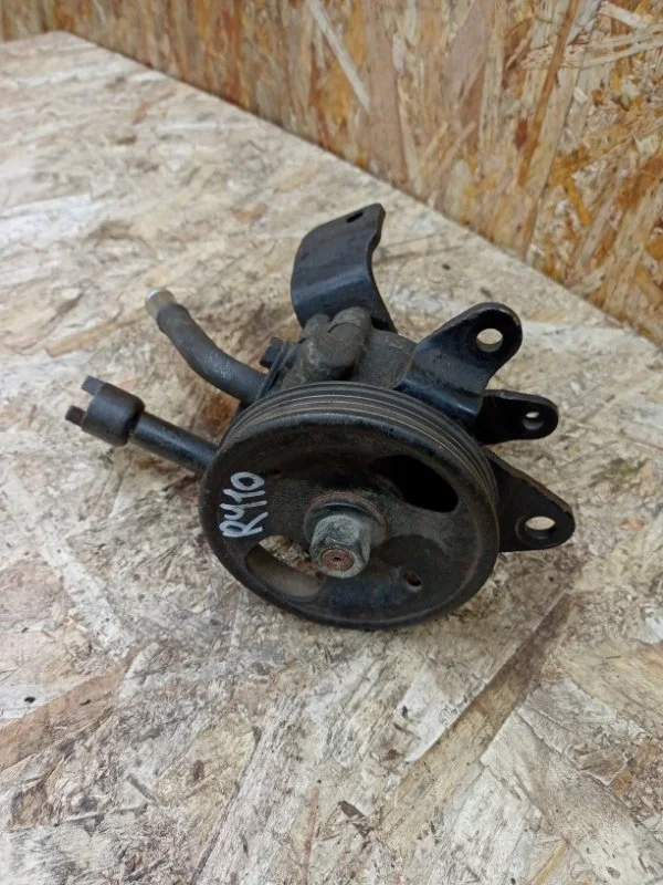 Насос гидроусилителя руля Nissan Navara 2005-2015 D40