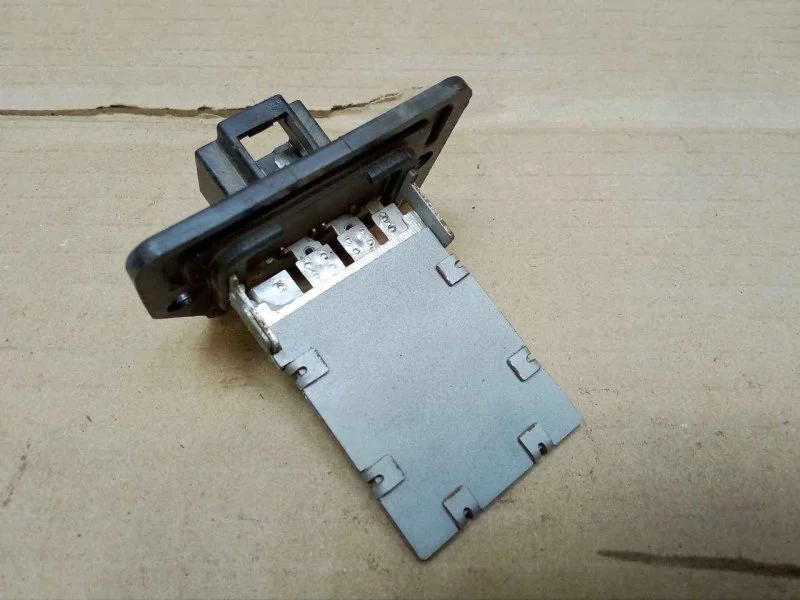 Резистор отопителя Hyundai Elantra 2011-2016