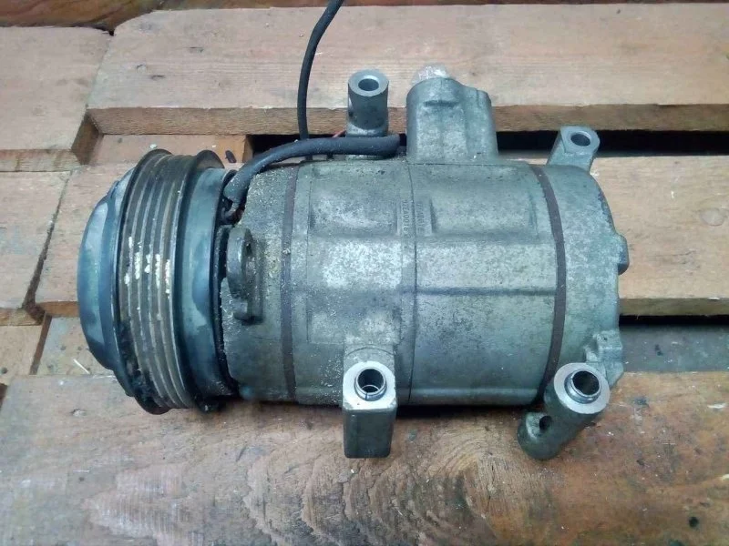 Компрессор кондиционера Mazda 6 2007-2012 GH