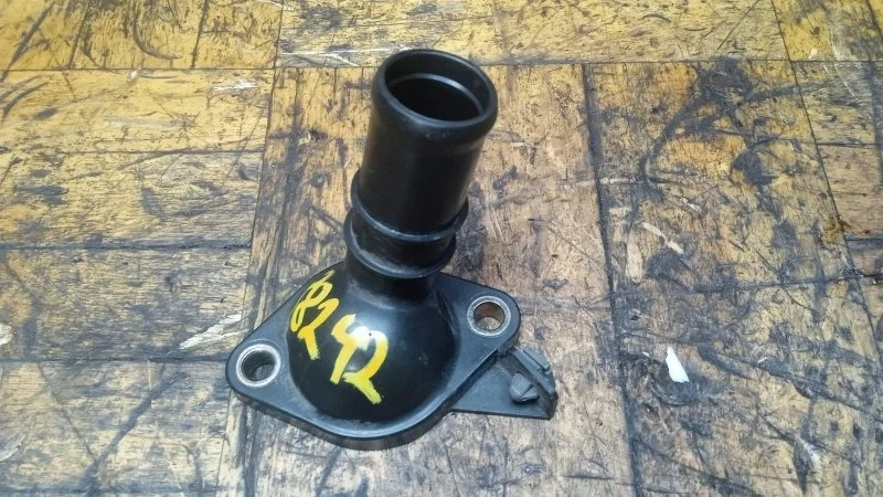 Крышка термостата Mazda 3 2002-2009 BK