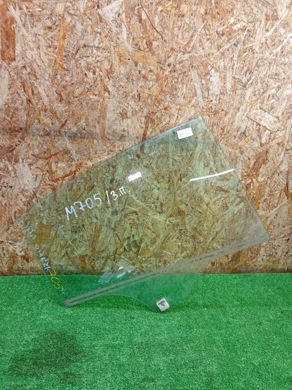 Стекло двери Mazda 6 2007-2012 GH