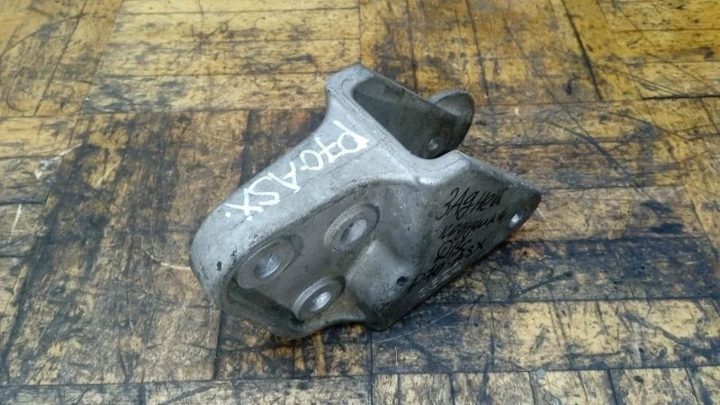 Кронштейн кпп Mitsubishi ASX 2010-2019