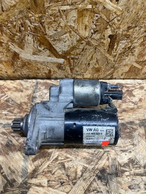 Стартер Volkswagen Passat CC 2008-2017