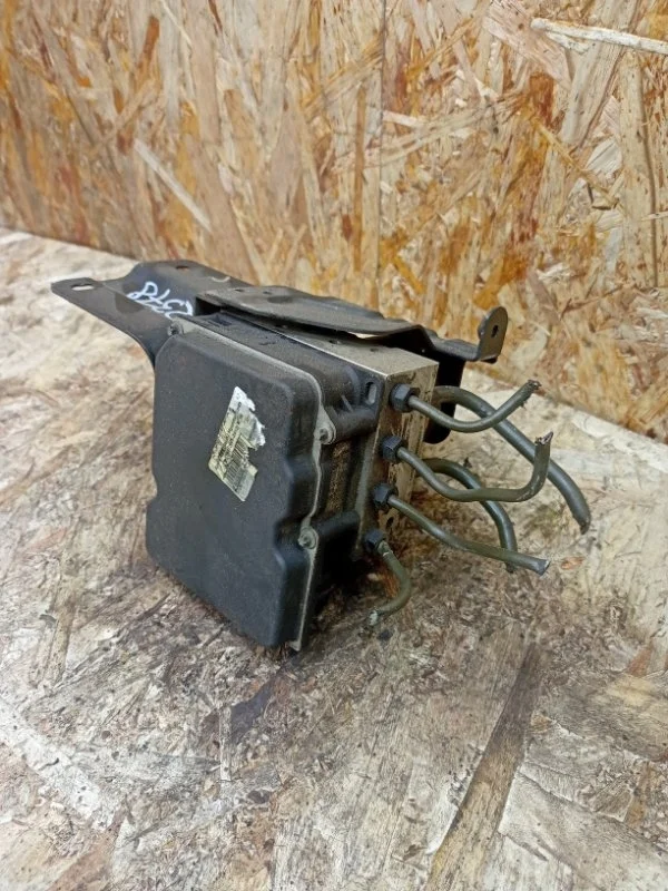 Блок abs (насос) Hyundai Santa Fe 2006-2012 CM