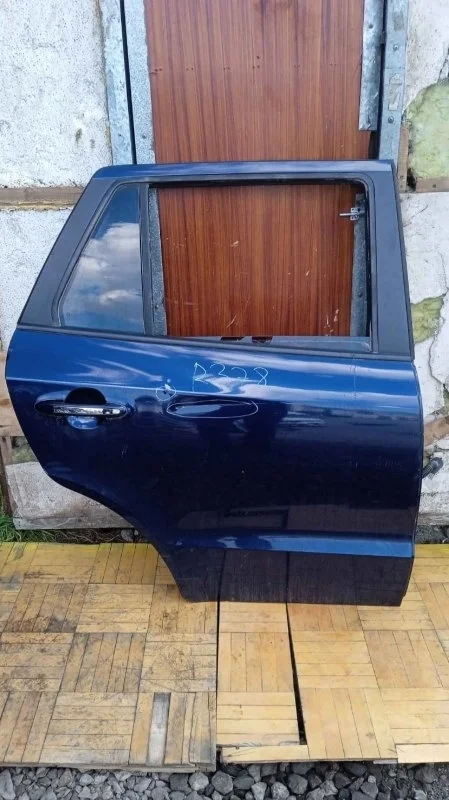 Дверь Hyundai Santa Fe 2006-2012 CM