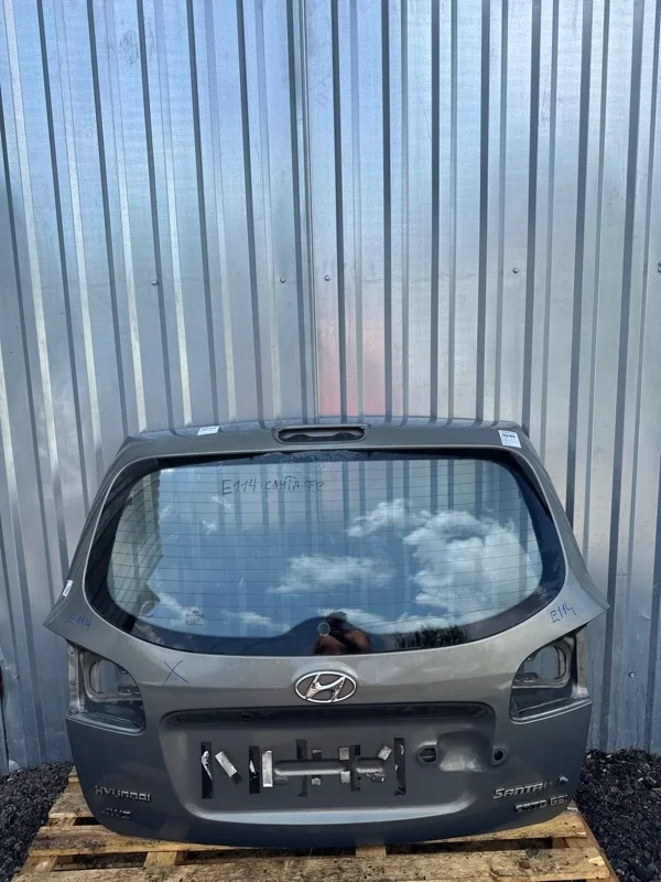 Дверь багажника со стеклом Hyundai Santa Fe 2006-2012 CM