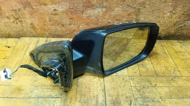 Зеркало заднего вида боковое Kia Sorento 2009-2020 XM