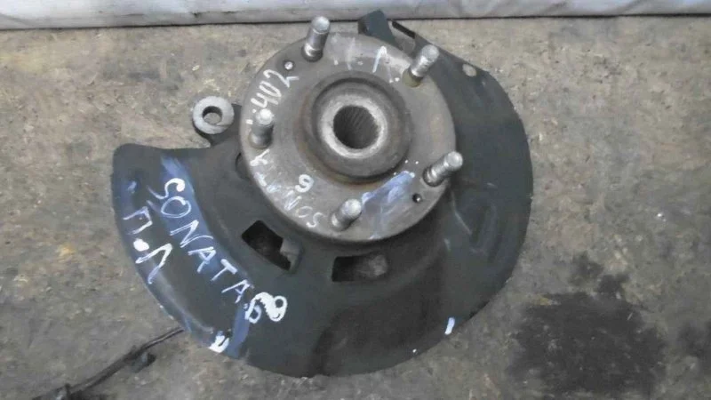 Кулак поворотный Hyundai Sonata 6 2010-2014