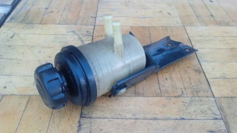 Бачок гидроусилителя Hyundai Santa Fe 2006-2012 CM