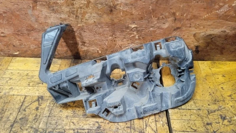 Кронштейн бампера BMW X3 2010-2017 F25