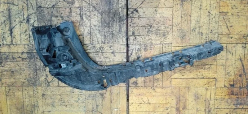 Направляющая бампера BMW X3 2010-2017 F25