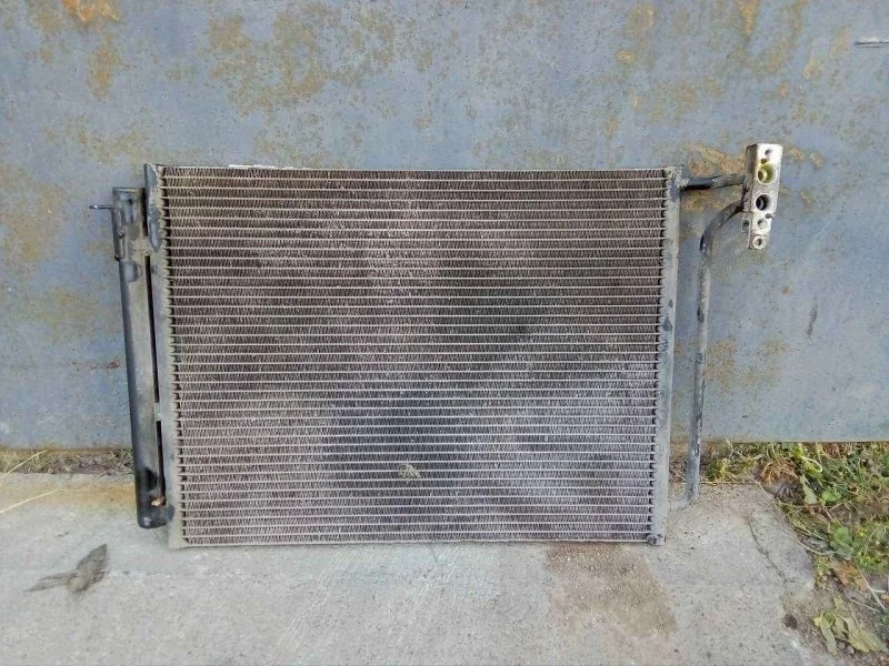 Радиатор кондиционера BMW X5 2000-2007 E53