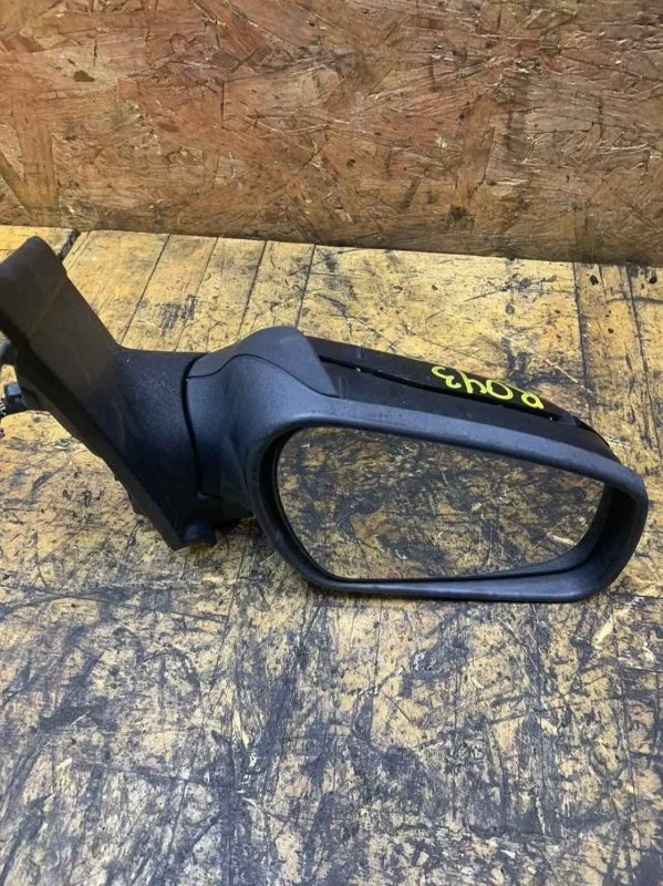 Зеркало заднего вида боковое Ford Focus 2005-2008