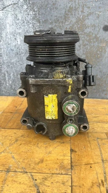 Компрессор кондиционера Ford Mondeo 2000-2007 3