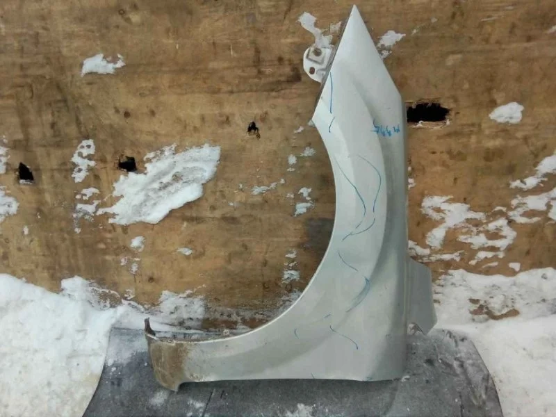 Крыло Ford Focus 2008-2011