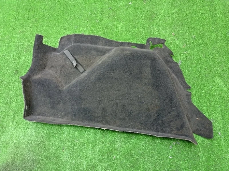 Обшивка багажника нижняя Ford Focus 2008-2011