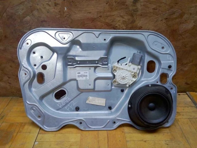 Стеклоподъемник Ford Focus 2005-2008