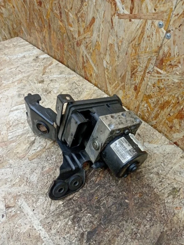 Блок abs (насос) Chevrolet Cruze 2009-2019