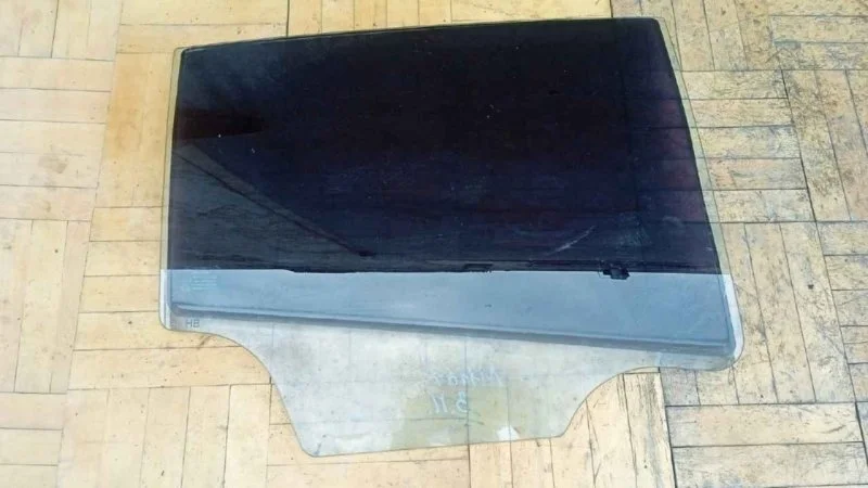 Стекло двери Chevrolet Cruze 2009-2019