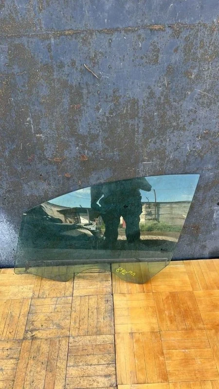 Стекло двери Opel Astra 2010-2018 J