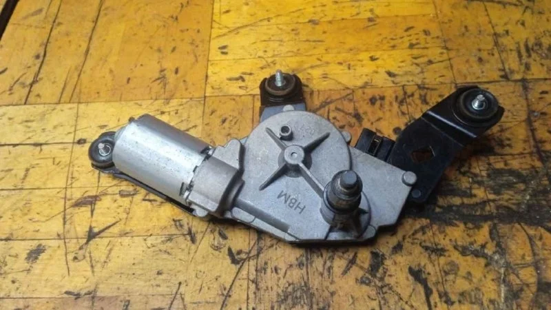 Моторчик стеклоочистителя Kia Picanto 2 2011-2017