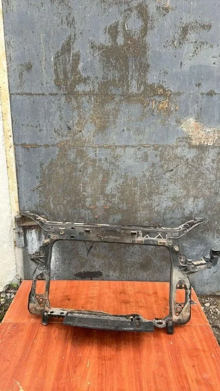 Панель передняя (телевизор) Kia Soul 2009-2014