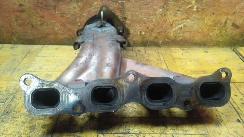 Коллектор выпускной Mitsubishi Delica