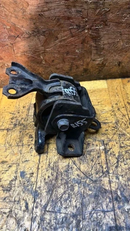 Опора двигателя Mitsubishi Outlander 2006-2012 CW