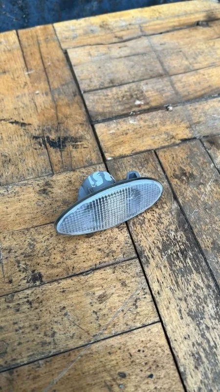 Повторитель крыло Mitsubishi Lancer 9 2003-2008