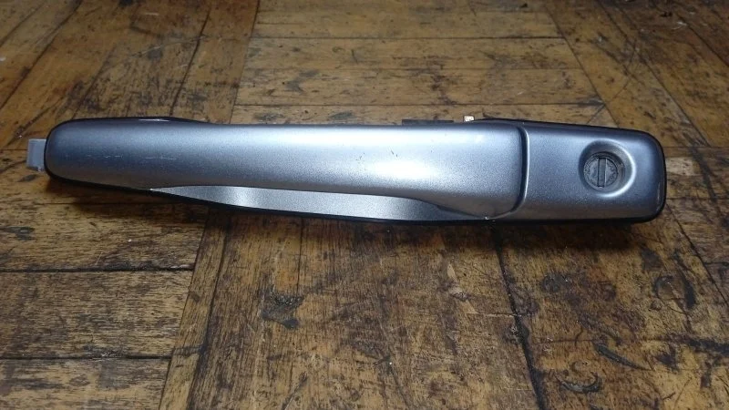 Ручка двери наружная Mitsubishi Lancer 9 2003-2008