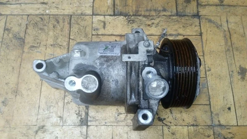 Компрессор кондиционера Nissan Juke 2011-2019 F15
