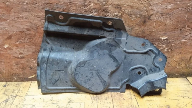 Пыльник двигателя боковой Nissan X-Trail 2007-2014 T31