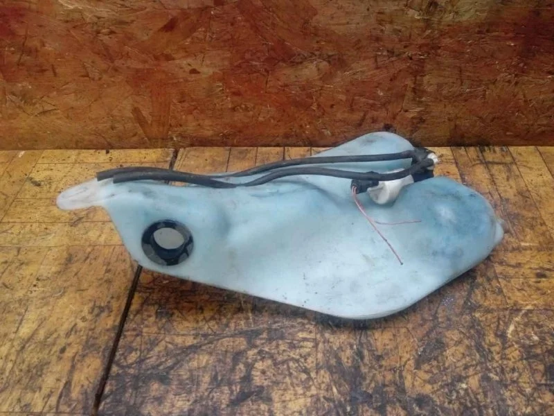 Бачок омывателя Renault Megane 3 2009-2016