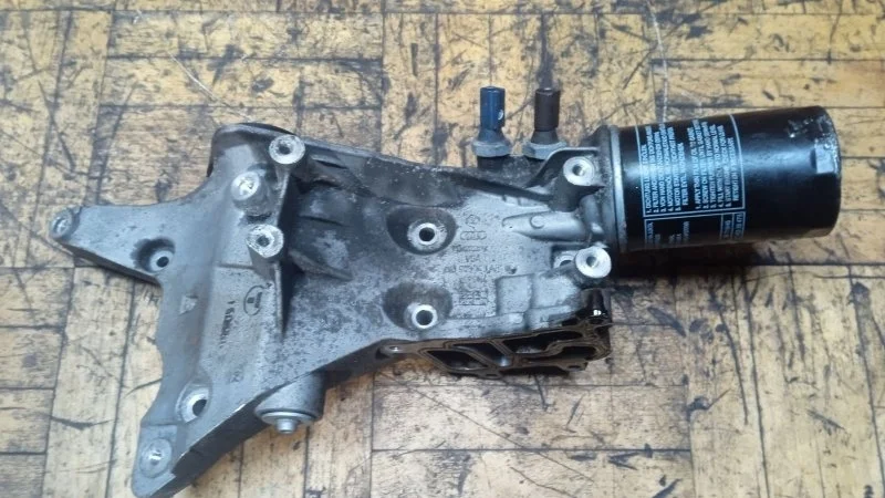 Кронштейн генератора Skoda Superb 2008-2015