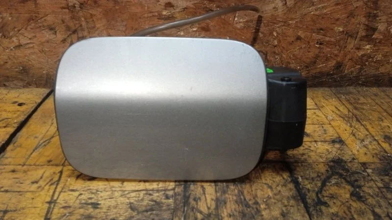 Лючок бензобака Skoda Superb 2008-2015