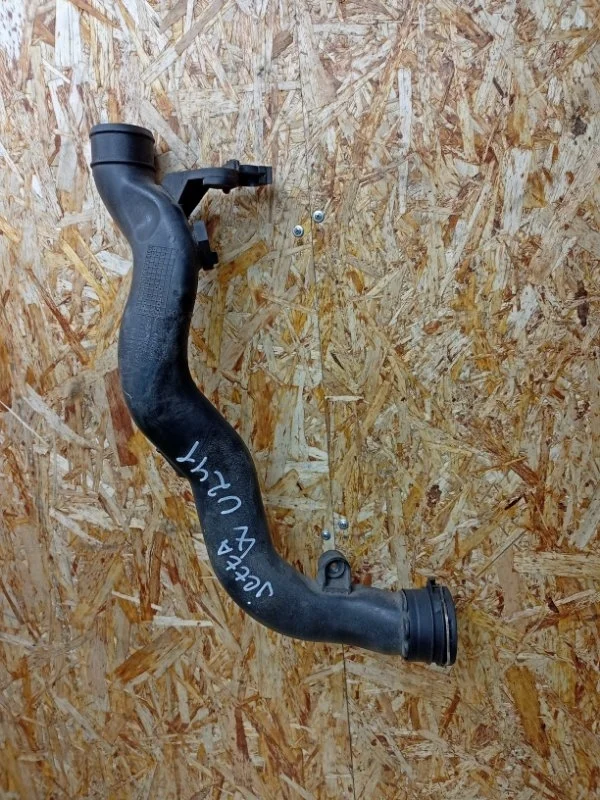 Патрубок интеркулера Volkswagen Jetta 2011-2018