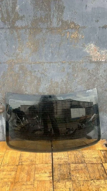 Стекло Volkswagen Passat 2005-2010 B6